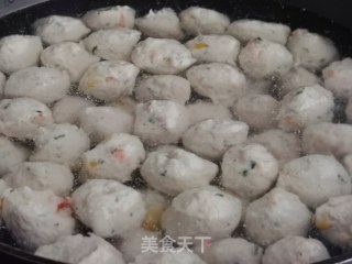 鸡胸肉虾粒丸的做法步骤：6