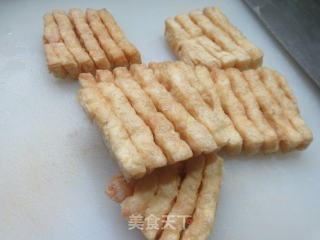 黑木耳莲藕烧兰花豆腐干的做法步骤：3