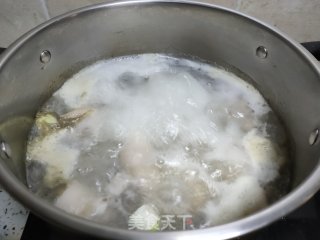 红烧猪蹄的做法步骤：3