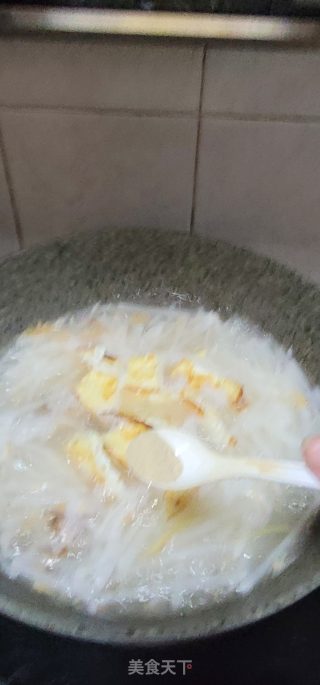 虾皮煎蛋萝卜丝汤的做法步骤：9