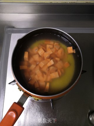 小米红薯粥的做法步骤：2