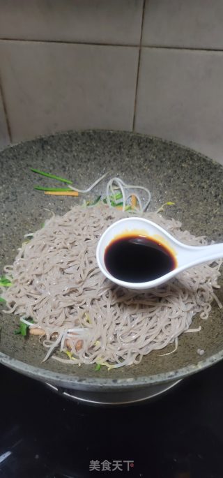 肉片炒荞麦面的做法步骤：10