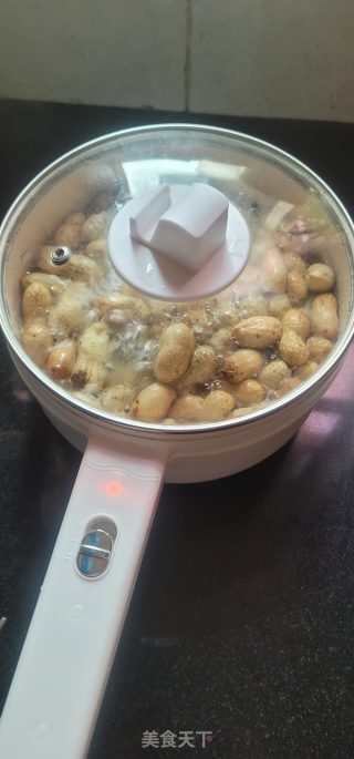 水煮花生的做法步骤：4