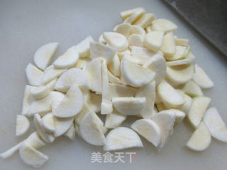 圆蛤肉茭白炒手捏菜的做法步骤：9