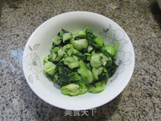 圆蛤肉茭白炒手捏菜的做法步骤：11
