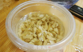 菜脯西芹肉末的做法步骤：2
