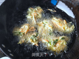 炸咸食的做法步骤：7