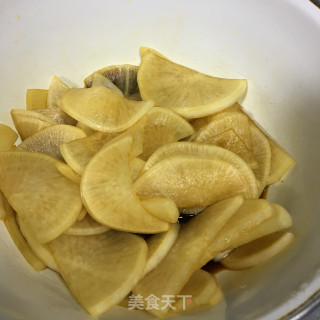 糖醋腌萝卜的做法步骤：4