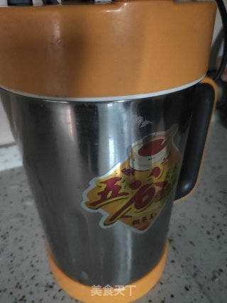 浓香黑豆豆浆的做法步骤：4