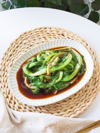 快手家常小炒蚝油生菜的做法步骤：9