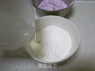 传统小吃桂花大米松糕❗️零基础????成功❤️松软香甜双色桂花糕❗️的做法步骤：4