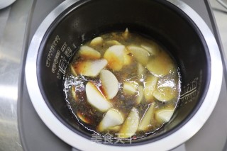 电饭煲炖五花肉的做法步骤：12