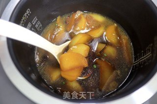 电饭煲炖五花肉的做法步骤：14