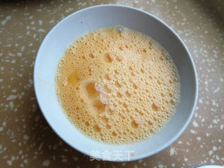 韭菜炒鸡蛋豆腐的做法步骤：3