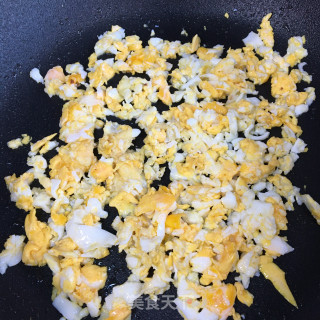 秋葵鸡蛋炒饭的做法步骤：6