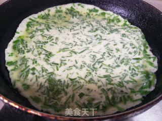 小蒜鸡蛋煎饼的做法步骤：6