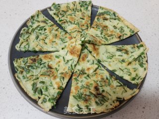 小蒜鸡蛋煎饼的做法步骤：11