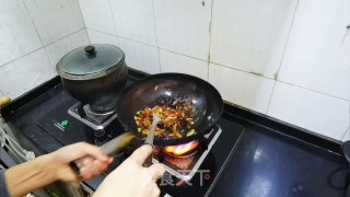土豆片炒肉的做法步骤：9
