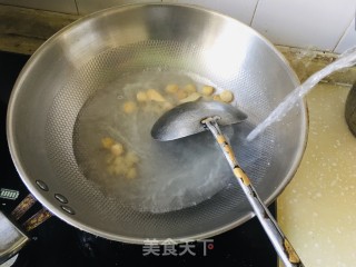 瑶柱冬瓜汤的做法步骤：5