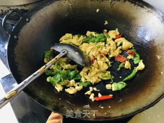 辣椒炒鸡蛋的做法步骤：10