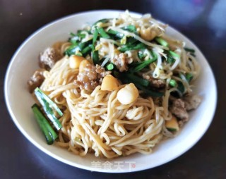 鲜贝肉末豆芽拌面的做法步骤：11