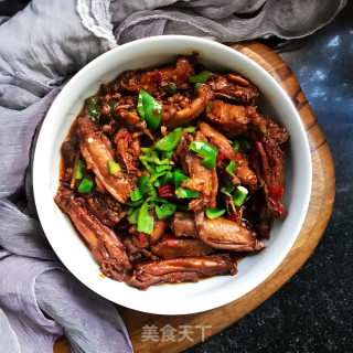 麻香红酒炖鸡翅的做法步骤：13