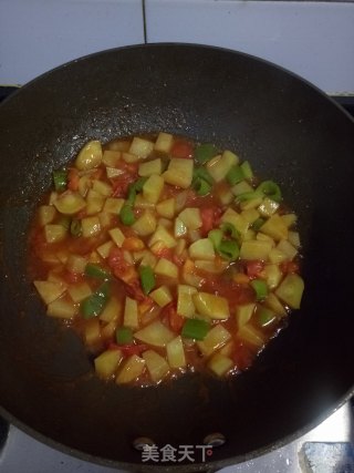 西红柿土豆汤的做法步骤：5
