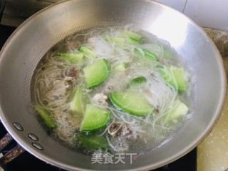 青萝卜粉条烩羊肉的做法步骤：7