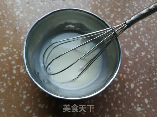 六寸海绵蛋糕的做法步骤：2