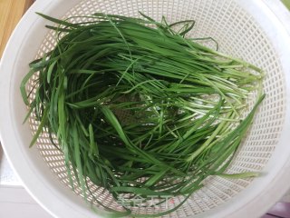 韭菜鸡蛋水煎包的做法步骤：1