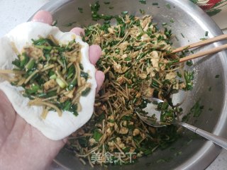 韭菜鸡蛋水煎包的做法步骤：12
