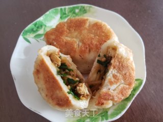 韭菜鸡蛋水煎包的做法步骤：17