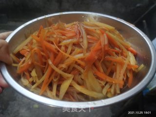 土豆胡萝卜丝儿的做法步骤：5