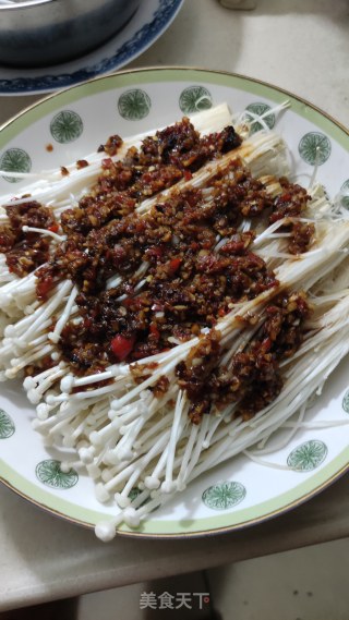 蒜蓉蒸金针菇的做法步骤：7