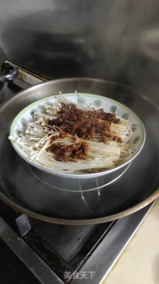 蒜蓉蒸金针菇的做法步骤：8