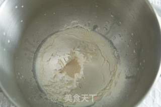 榛子巧克力奶油面包的做法步骤：2