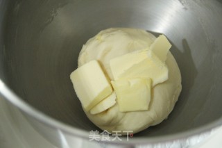榛子巧克力奶油面包的做法步骤：3