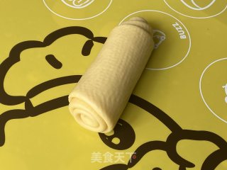 一次发酵的蛋黄奶酪吐司，颜色十分吸睛的哟！的做法步骤：6