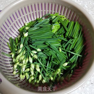 韭苔炒肉的做法步骤：2