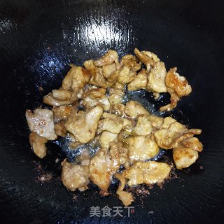 韭苔炒肉的做法步骤：6