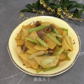 香芹瘦肉土豆片的做法步骤：11