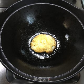 煎蛋白萝卜丝汤的做法步骤：1