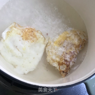 鲜虾煎蛋萝卜汤的做法步骤：4