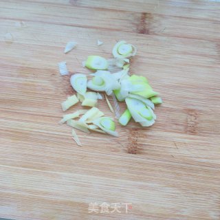 鸡蛋白菜骨汤面的做法步骤：4