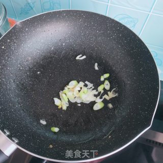 鸡蛋白菜骨汤面的做法步骤：6
