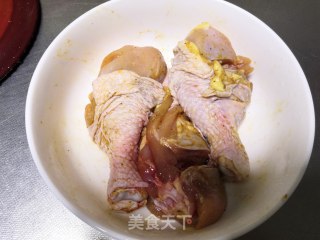 香煎鸡腿的做法步骤：4