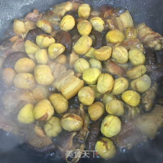板栗香菇红烧肉的做法步骤：11