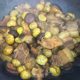 板栗香菇红烧肉的做法步骤：12