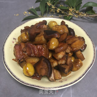 板栗香菇红烧肉的做法步骤：13