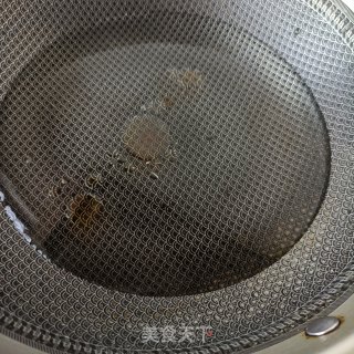 麻辣肠炒油菜的做法步骤：4